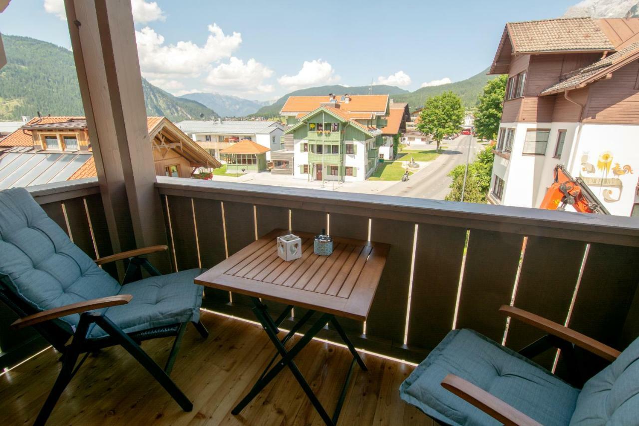 Hotel Zum Urviech -Erwachsenenhotel- (Adults Only) Ehrwald Exteriér fotografie
